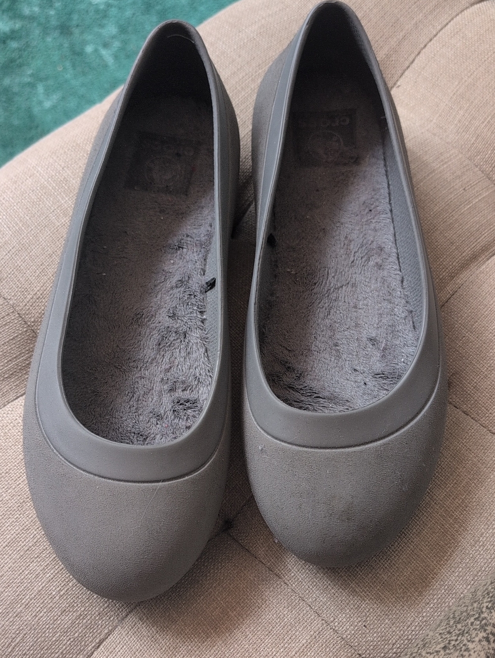 CROCS Women's Gray Plush-Felt Lined Ballet Flats